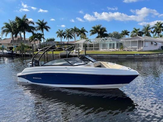 Rinker Blue 23 ft Boat