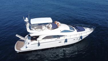 Ultimate 56ft Yacht Experience: Your Private Ocean Escape Awaits!