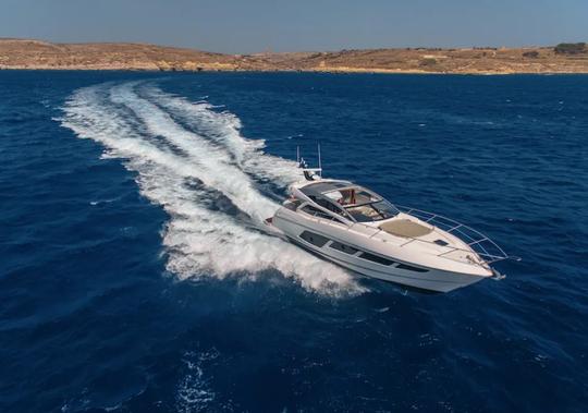 Alquiler de megayate Sunseeker Predator 57 Power en la Costa Azul, Francia 