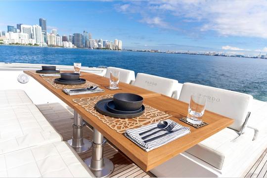 Pardo 43 pieds, le yacht parfait pour Miami