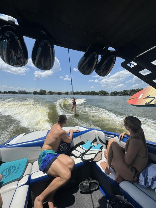 WATER SPORTS WAKE BOAT!!!