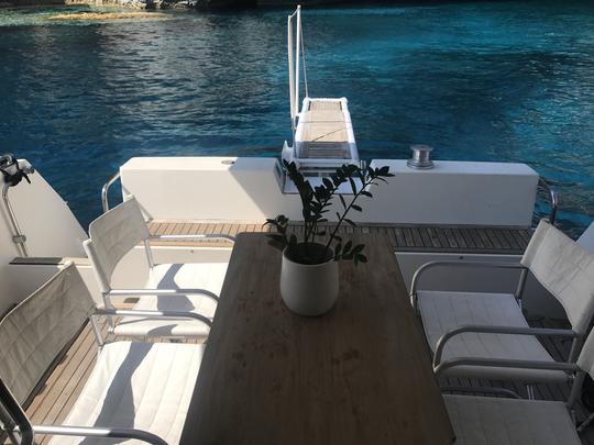 Piantoni Fantasy 45 Motor Yacht - Private daily cruises - Poros island