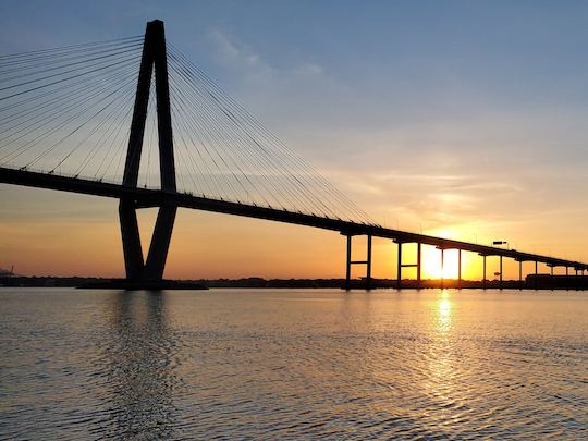 Tours de observación de delfines y recorridos ecológicos en el puerto de Charleston 