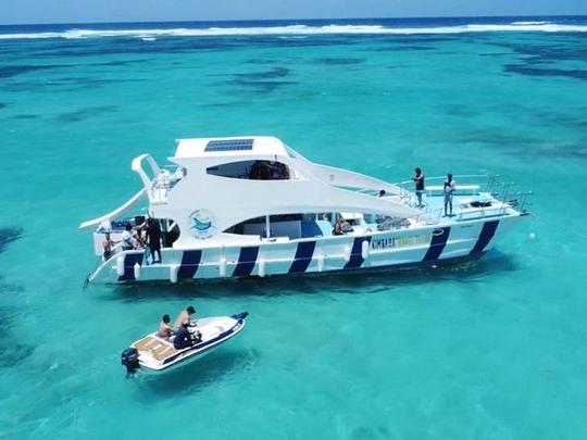 🥳 LOUEZ UN YACHT DE LUXE ET AMUSANT POUR UNE FÊTE DE VACANCES À LA VOILE TOUT COMPRIS 🎊 