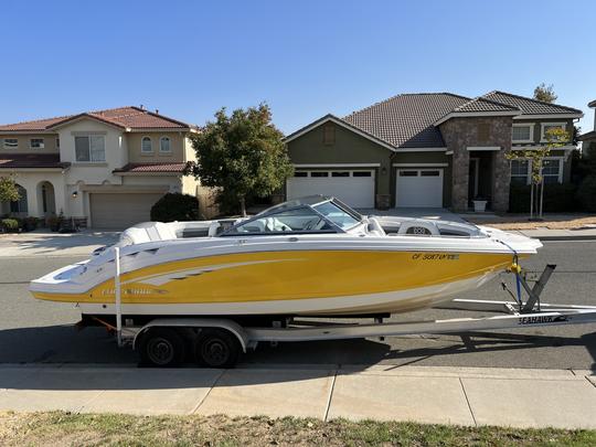 Potente y espacioso Chaparral Sunesta en alquiler en Donner Lake.