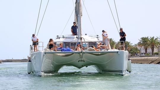 Aventura exclusiva no Algarve - Lagoon 440