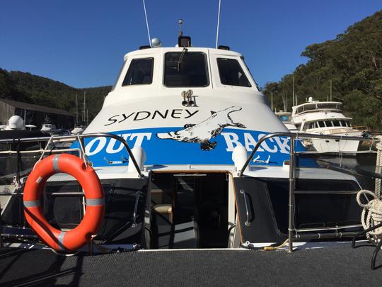 Catamaran de 50 pieds pouvant accueillir jusqu'à 50 personnes