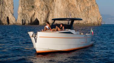 Capri Tour aboard Apreamare New Gozzo 35ft