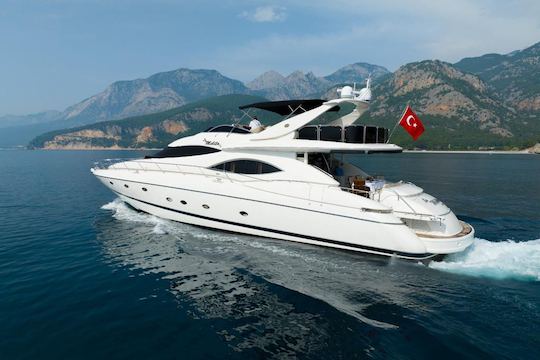 Premium Class La Melita Sunseeker Manhattan 2000 Yacht in Antalya