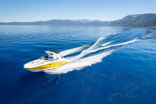 O melhor dia de barco em Lake Tahoe - até 10 pessoas