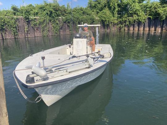 Egret de 19 pés, o barco Florida Flats em Detroit 