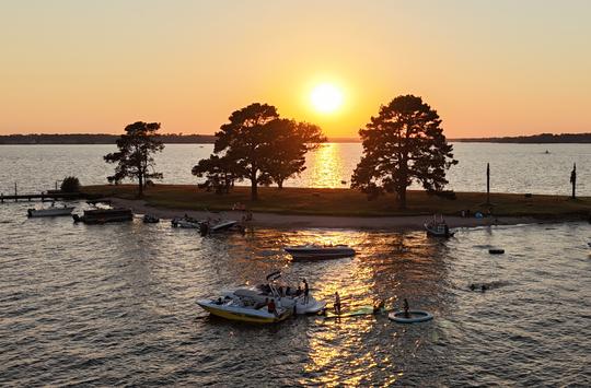 Performance Cruiser + Tubing at Lake Conroe