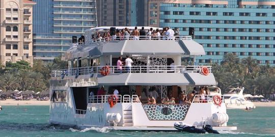 Eco Friendly Luxury Yacht Charter in UAE ABU DHABI