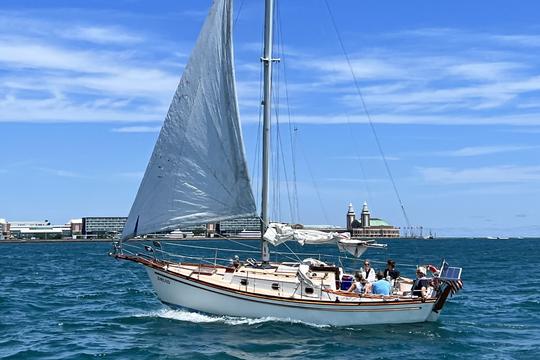 Charter this Classic Shannon Sailboat w/ Professional Captain in Chicago