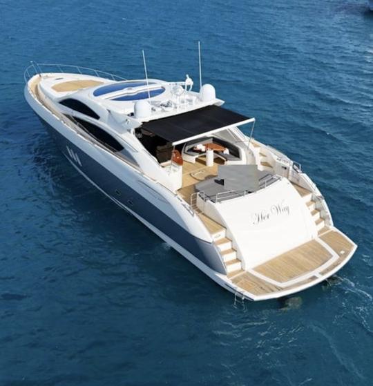 Méga-yacht Sunseeker Predator de 82 pieds ! ! !