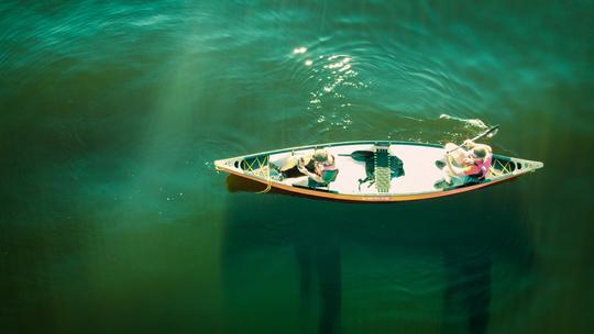 Canoagem em Mount Lavinia, Sri Lanka