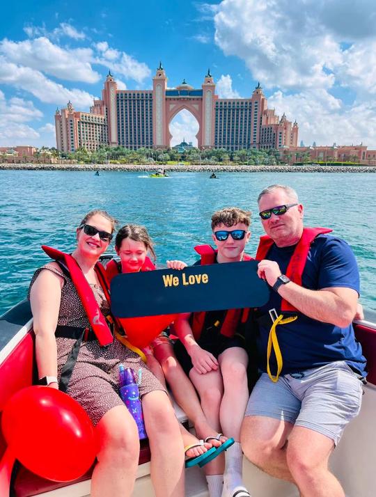 The Black Boats luxury speedboats tours in Dubai Marina!