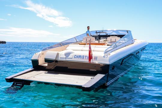 Alquiler de yate a motor de lujo Itama de 55 pies abierto en la Costa Azul, Francia