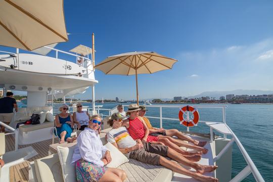 Nuevo y lujoso catamarán para alquilar en Puerto Vallarta