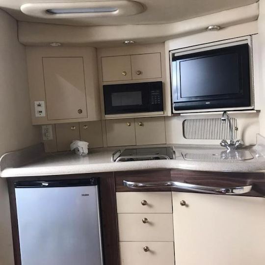 35' Sea Ray boat for rent in La Romana