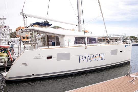 Alugue um catamarã de 40 pés em Playa Flamingo, Costa Rica