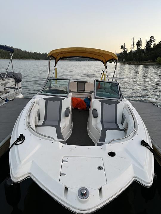 Powerful and spacious Chaparral Sunesta for rent @ Lake Tulloch