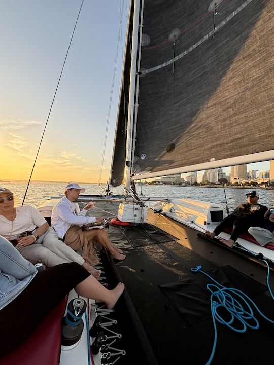 Montez à bord du Reynolds 33 - Pure Catamaran Sailing dans la baie de San Diego