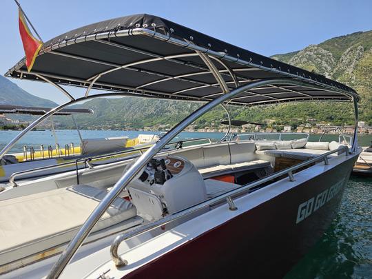 Speedboat rent - up to 15 people (charged per hour) with Skipper