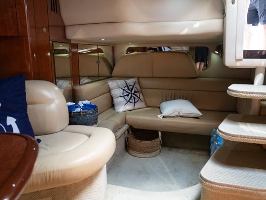 Frete Sea Ray privado de 40" para até 12 pessoas em Fort Lauderdale/Miami