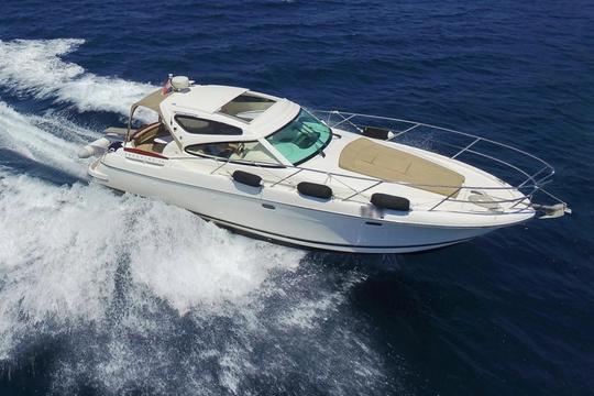 Jeanneau Prestige 34 Yatch Charter in Torrevieja