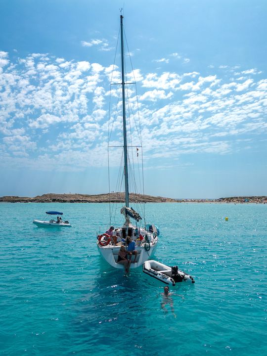 Aventura à vela no veleiro Jeanneau Sun Rise 35'