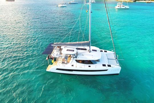 Alquiler de catamarán de lujo en St Maarten, St Barth y Anguila