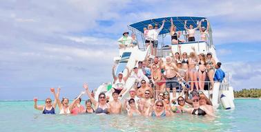 LUXURY PARTY YACHT IN BAVARO PERFECT FOR ANY OCCASION ☀️😎🥂