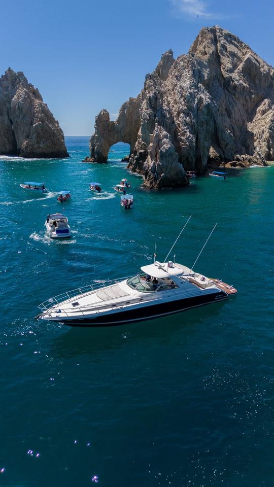 Sea Ray 60’ Yacht in Los Cabos.