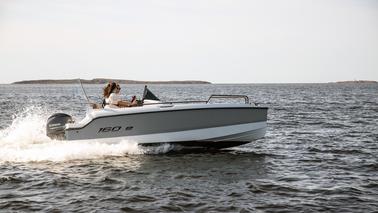 The Sailor's Ride 160e Center Console for 6 People in Paros, Greece