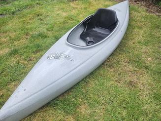 10ft kayak ready to hit the water