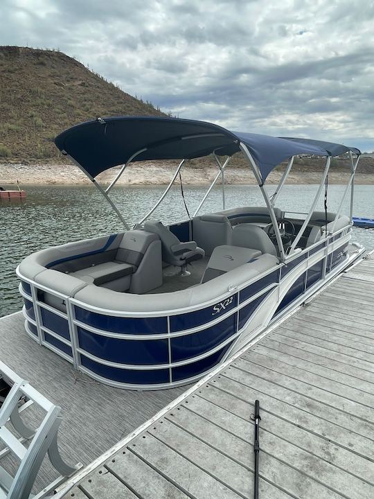 Tritoon Bennington 2023 à Lake Pleasant 150 CV 