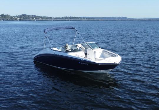 Easy Access to Lake WA, or Lake Union, with Yamaha 21ft Jet Boat