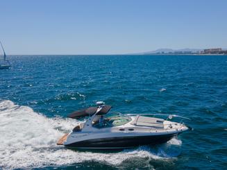 GANTUZ | Joliette yacht SeaRay de 34 pieds pour une journée dans l'océan Pacifique.