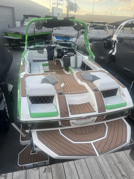 ¡El barco de surf Air Nautique GS22 2019 es perfecto!