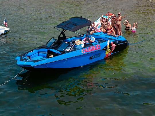 Lake Geneva Party Wakeboat ! AXE A24 POUR 12 INVITÉS