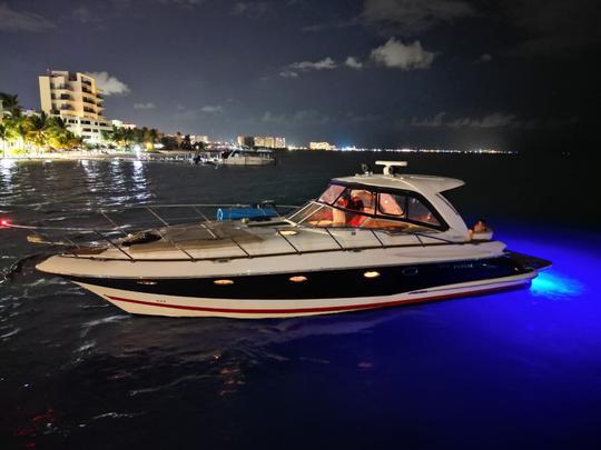 FLAWLESS DORAL 48 pieds + JET SKI (1 heure incluse sur 6 heures ou plus de location de bateau)  