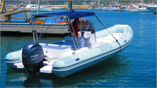 Bateau gonflable rigide Predator 7,3 m 24 pieds à louer à Forio, Ischia