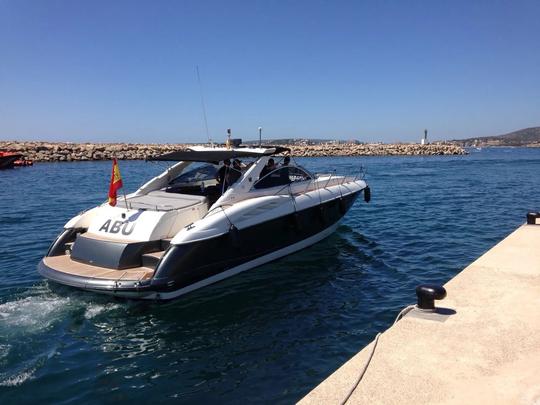 Iate de luxo Sunseeker Camargue 50 em Port Calanova, Espanha