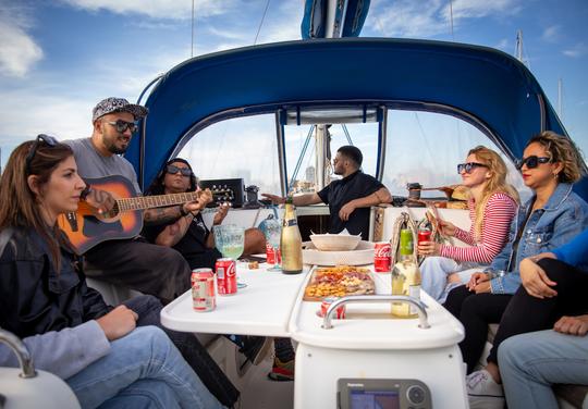  Sunset Sailing Experience in Barcelona with Live Music