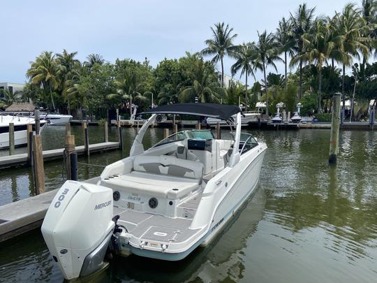  ☀️ Découvrez la magie de Miami dans un hôtel de 27 pieds Quatre victoires 🚤