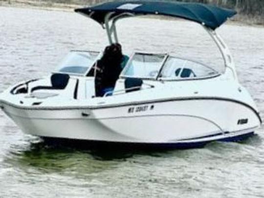 FunDay Getaway!! Captain Included! 24' twin engine jet boat