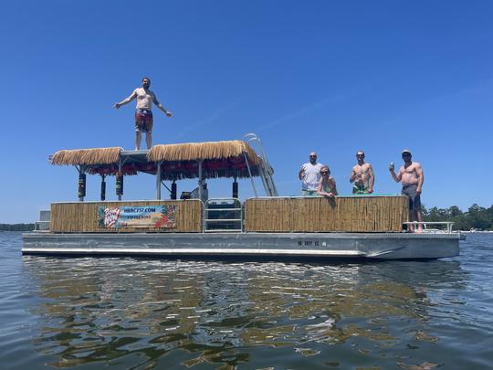 Bateau Tiki Lynnhaven à deux étages de 30 pieds ! Profitez d'une journée sur l'eau avec nous !