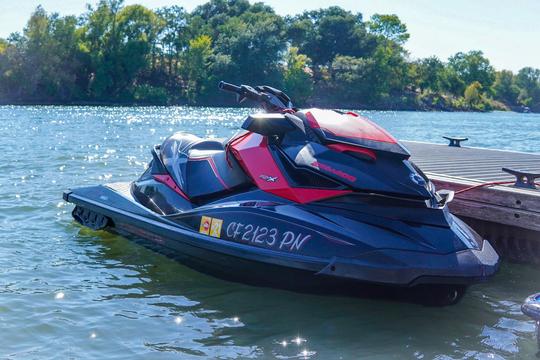 Alquiler de motos acuáticas en el lago Tahoe de día completo o medio día 