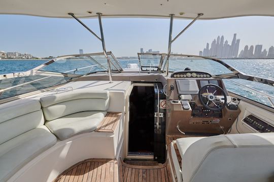 ¡Lujoso yate a motor de 48 pies en Dubai para fiestas! NUEVO: ¡CRUCEROS AL ATARDECER!